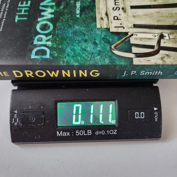 The Drowning: A Novel By J.P. Smith - Paperback - Picture 9 of 9